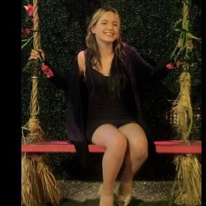 Meet your Posher, Allia